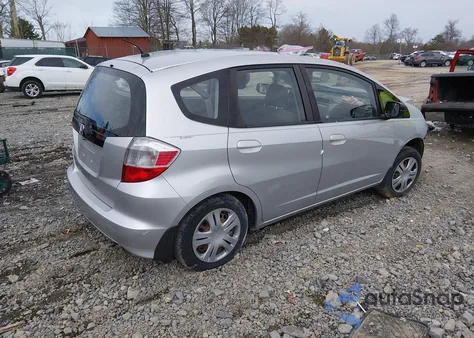 2011 Honda Fit z USA, uszkodzony, nr VIN JHMGE8H35BC023982